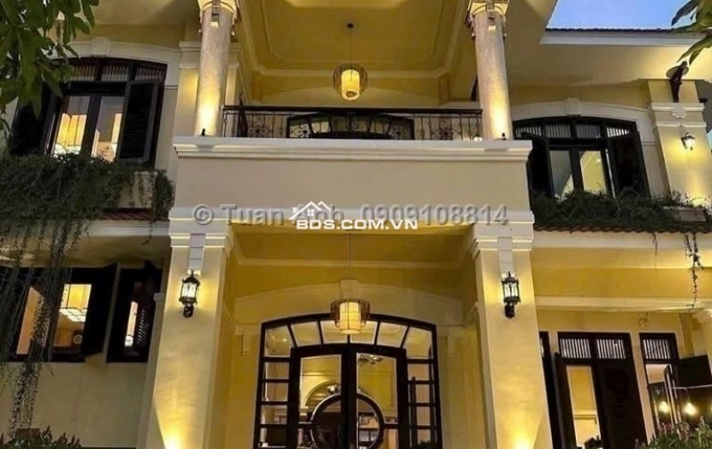 Bán Siêu Phẩm VILLA mặt tiền Xuân Thủy, Thảo Điền, Q.2. DT: 897m2, Sổ Đỏ. Giá: 405 tỷ. LH: 0909108814